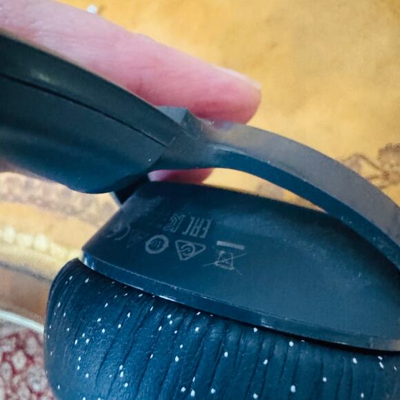 Skullcandy Riff Wired Blue Over-Ear Headphones - Picture 6 of 7